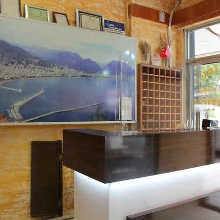 מלון דירות Alanya Apart Otel